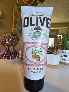 Korres Pure Greek Olive Body Cream Honey Pear Body Creme